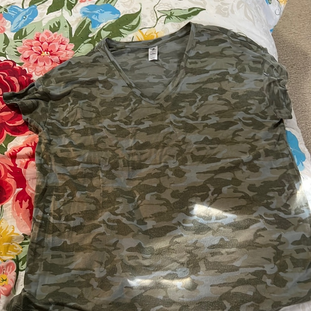 Velocity Camo Workout Top